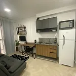 Sm1106 - Lindo, Novo E Super Bem Localizado