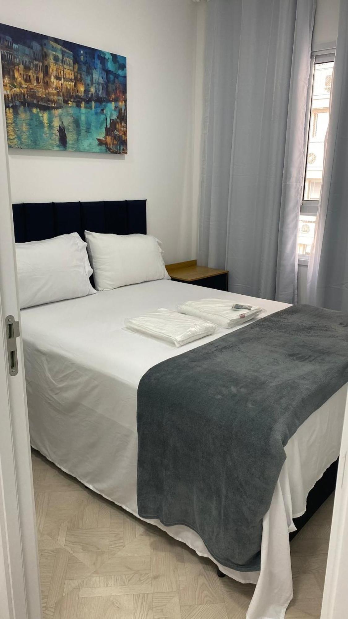 Sm1106 - Lindo, Novo E Super Bem Localizado Apartment